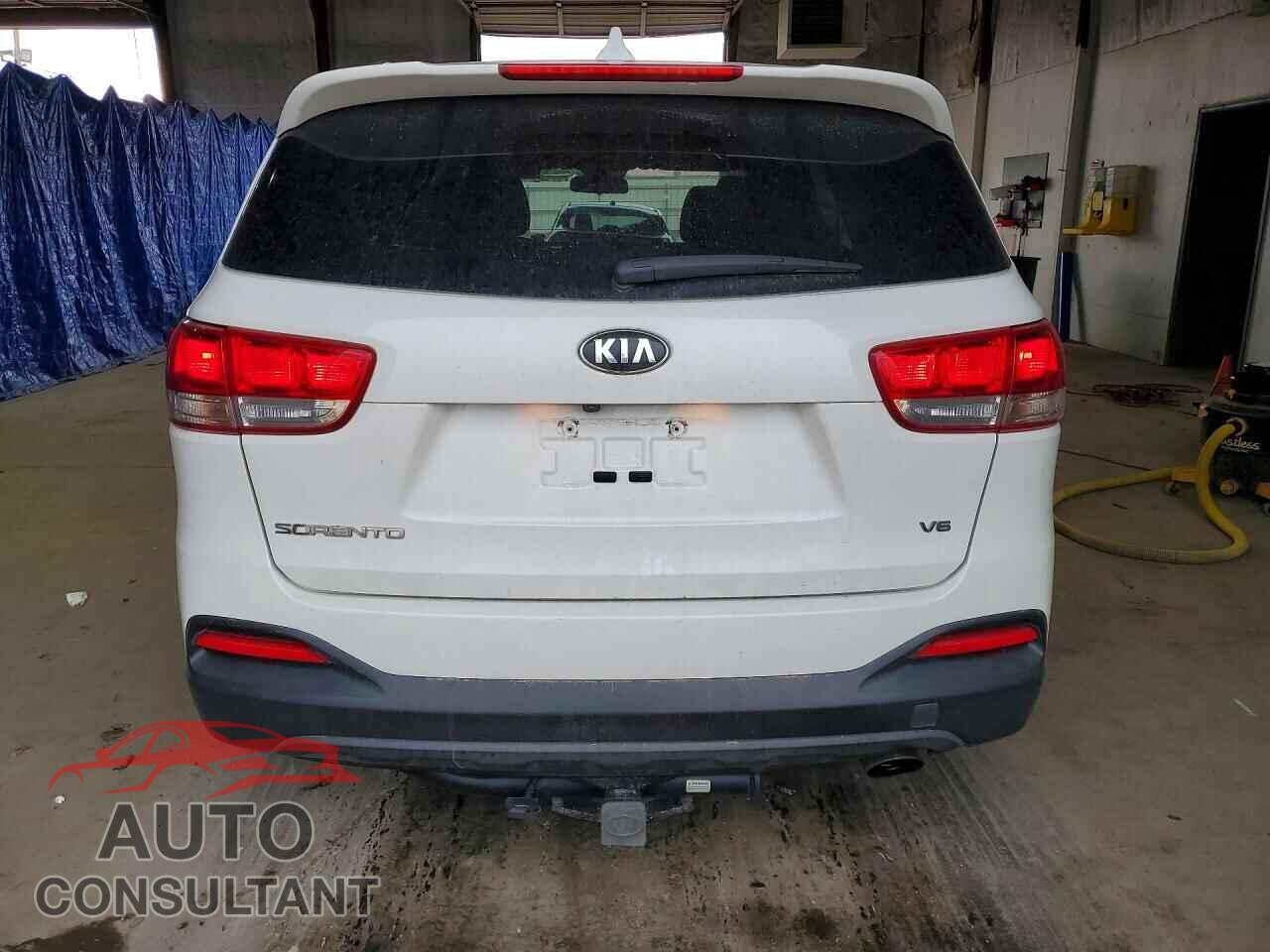 KIA SORENTO 2016 - 5XYPGDA51GG039017