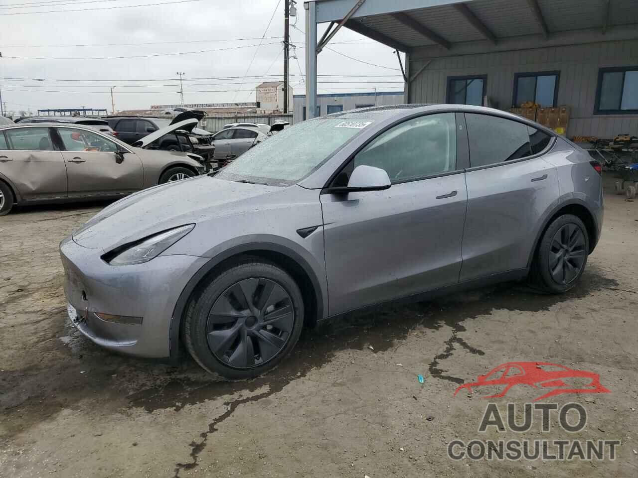 TESLA MODEL Y 2024 - 7SAYGDED4RF200396