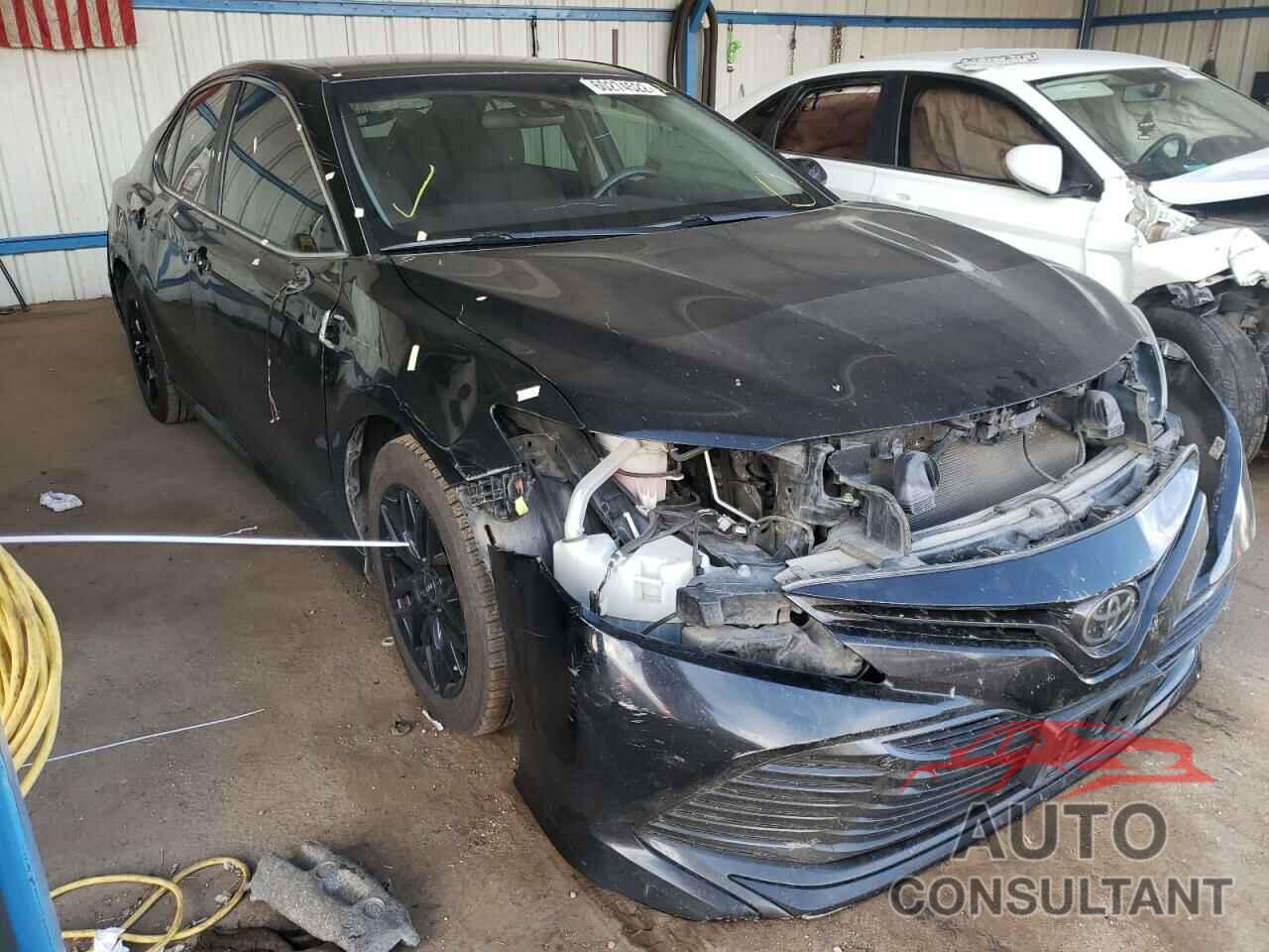 TOYOTA CAMRY 2018 - 4T1B11HKXJU567601