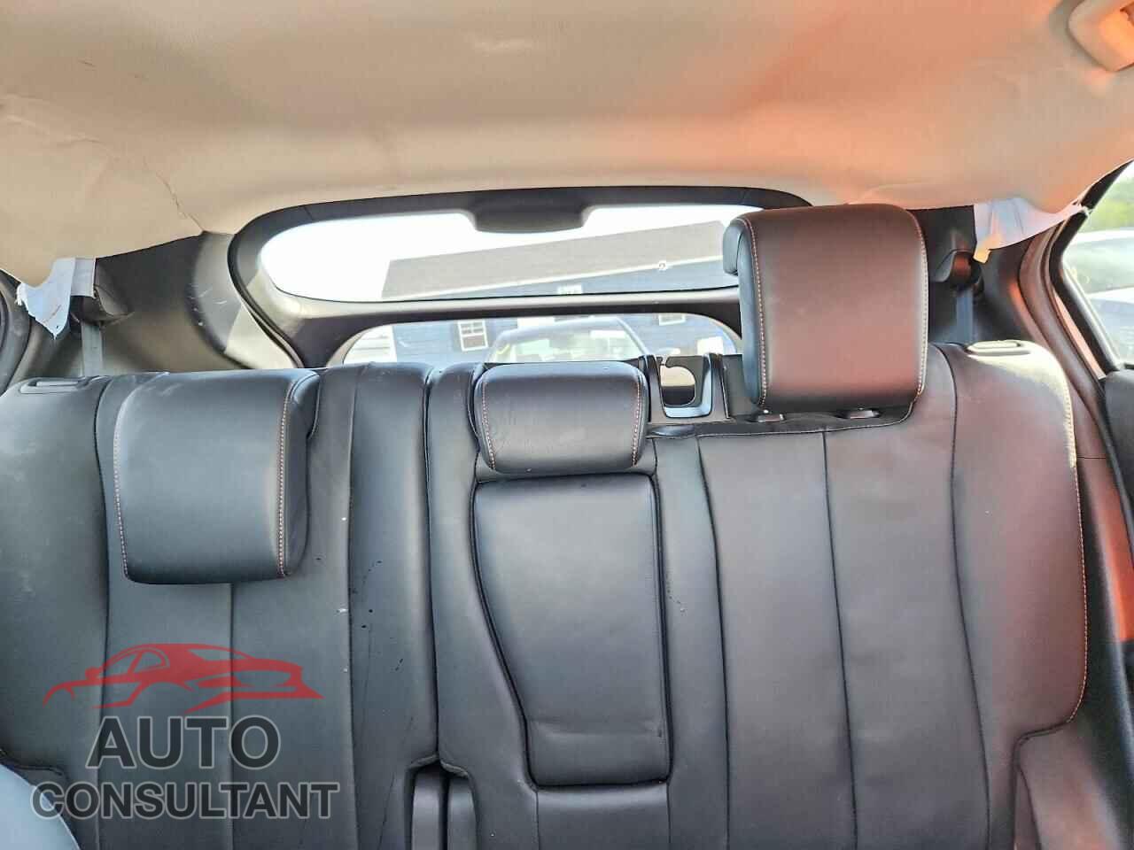 MITSUBISHI ECLIPSE 2018 - JA4AT5AA8JZ048692
