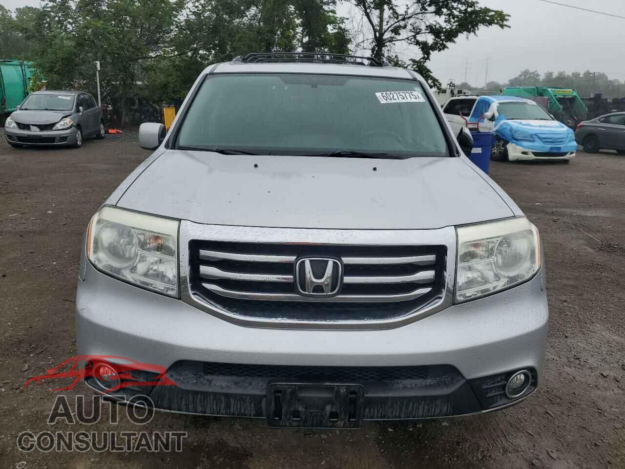 HONDA PILOT 2013 - 5FNYF4H5XDB057371