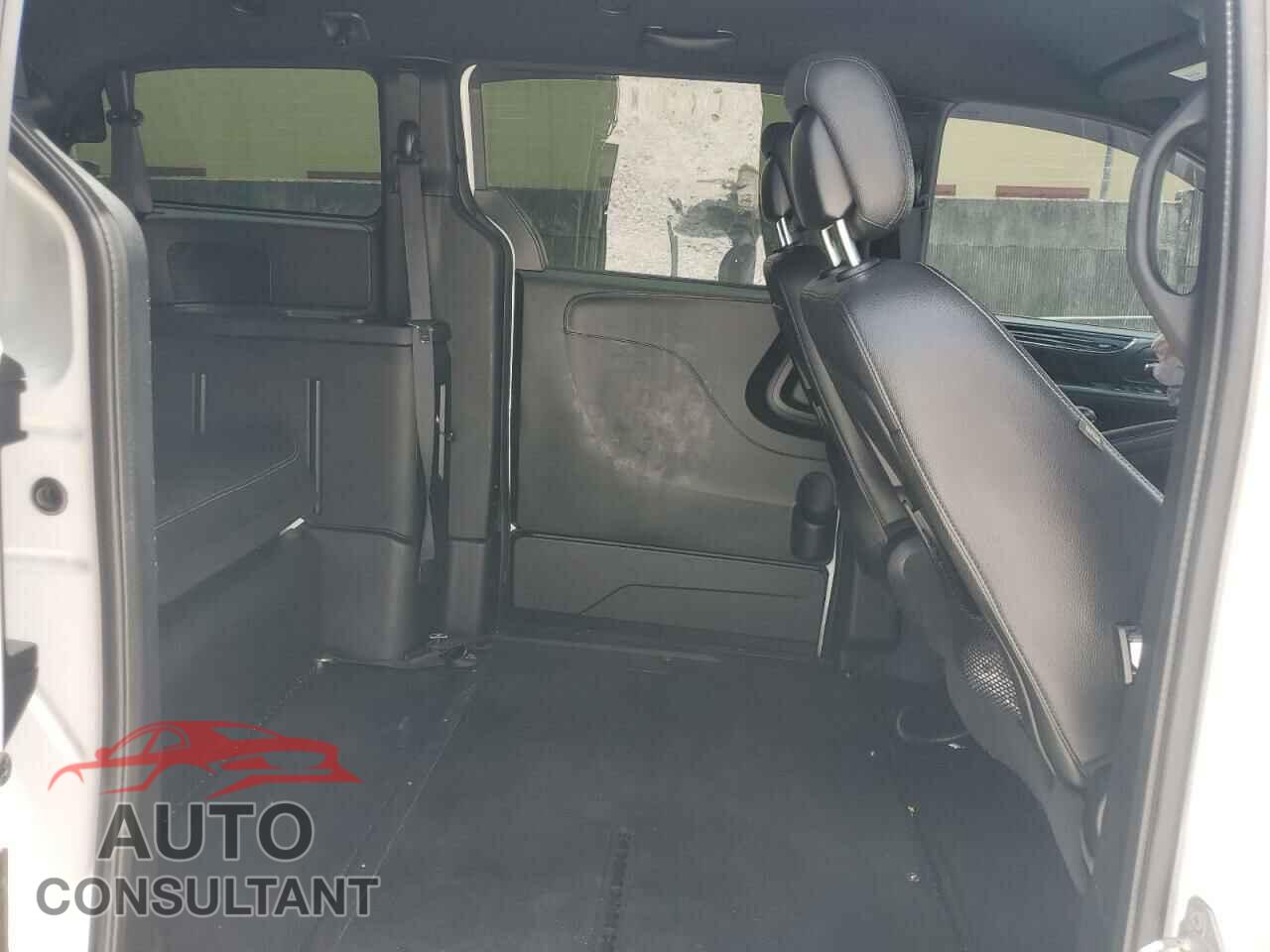 DODGE CARAVAN 2015 - 2C4RDGCG0FR719857