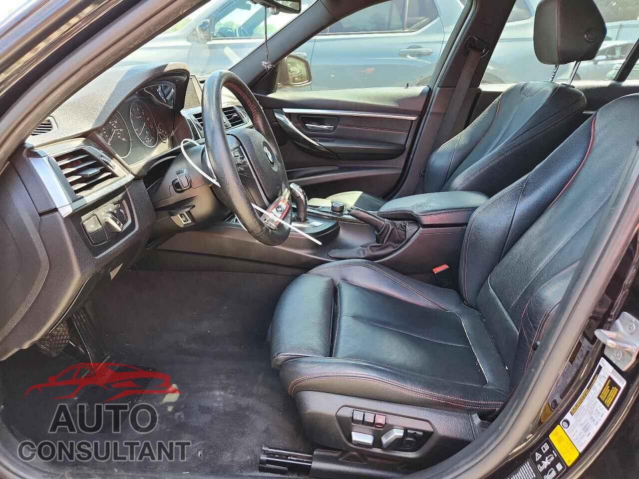 BMW 3 SERIES 2016 - WBA8E3G58GNU04259