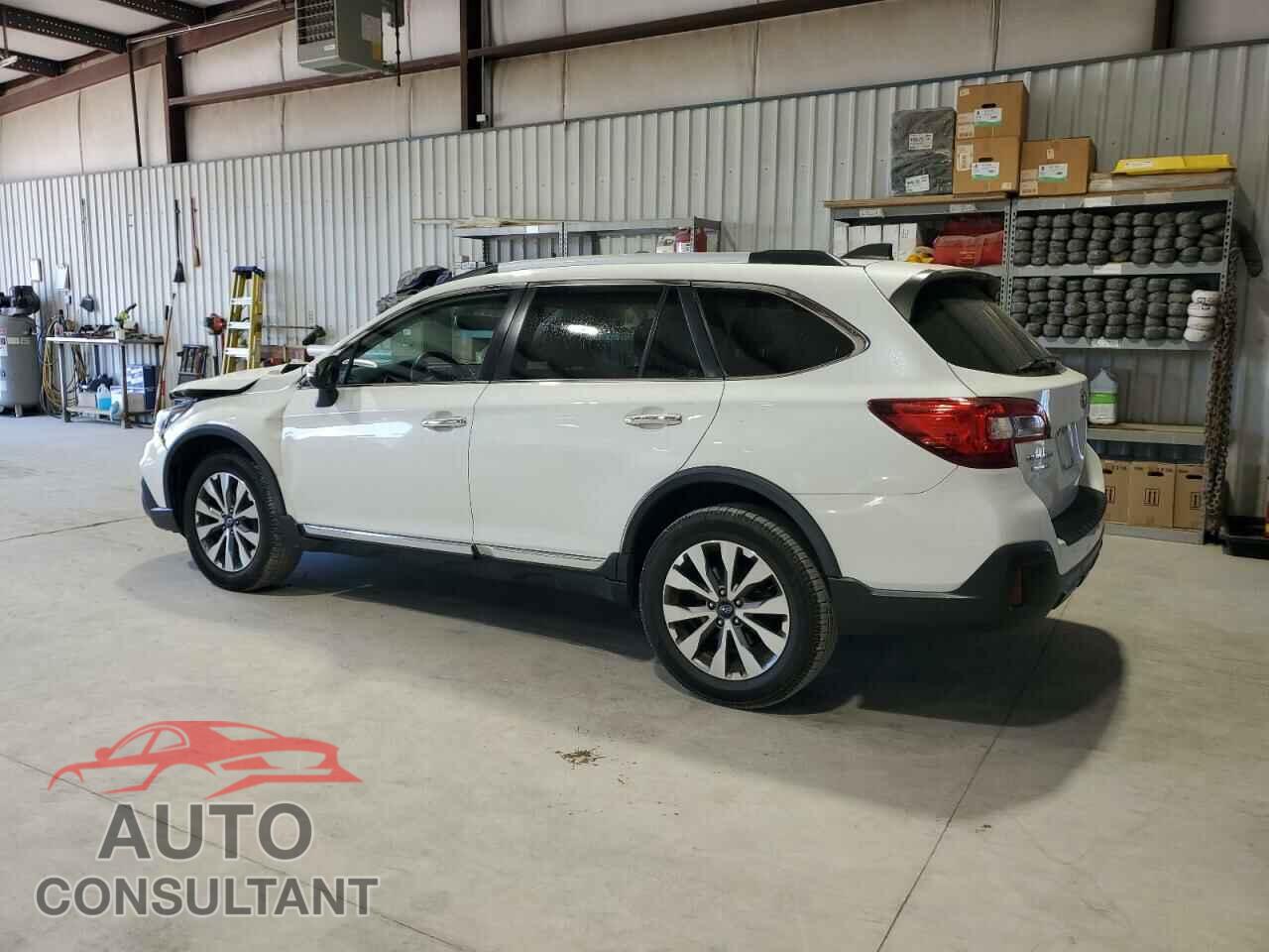 SUBARU OUTBACK 2018 - 4S4BSETC6J3367857