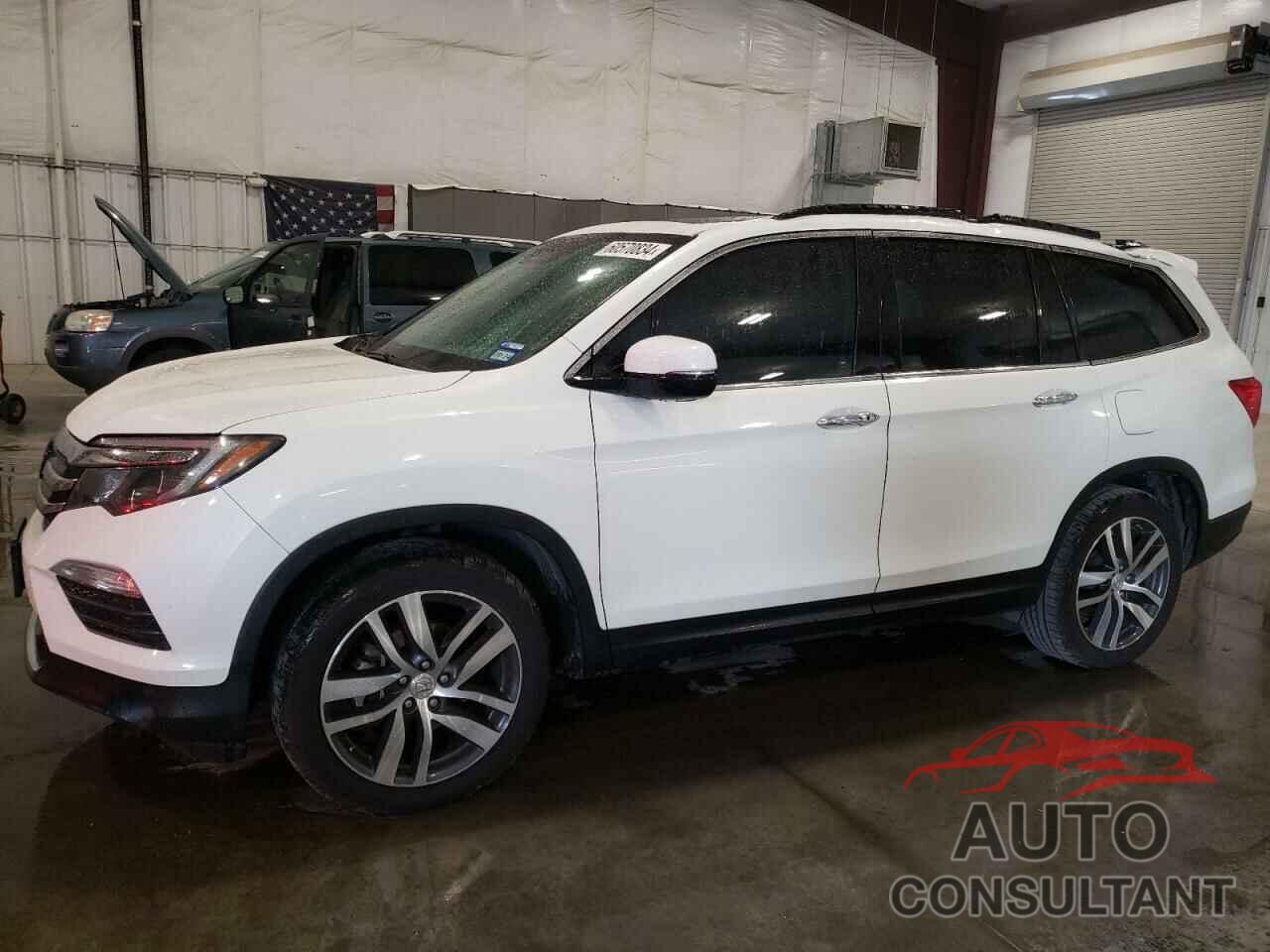 HONDA PILOT 2017 - 5FNYF6H05HB069384