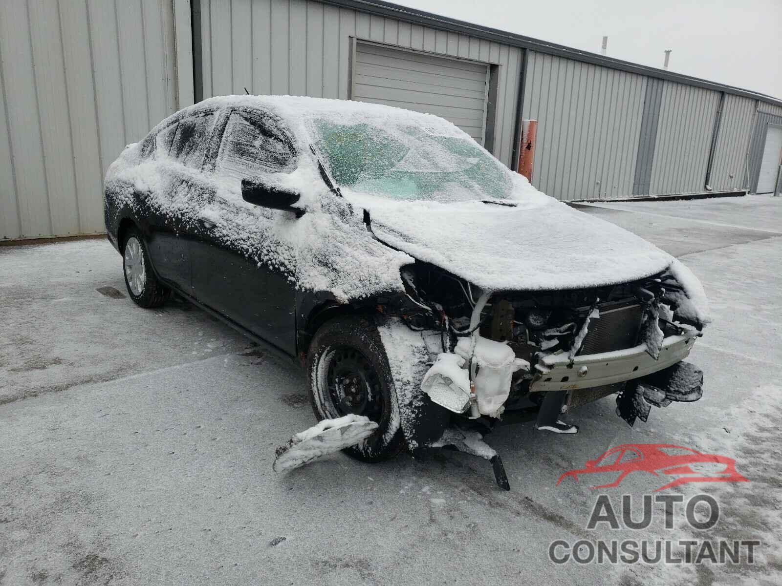 NISSAN VERSA 2019 - 3N1CN7AP2KL834976