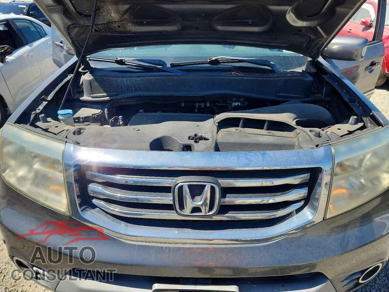 HONDA PILOT 2012 - 5FNYF4H91CB067210