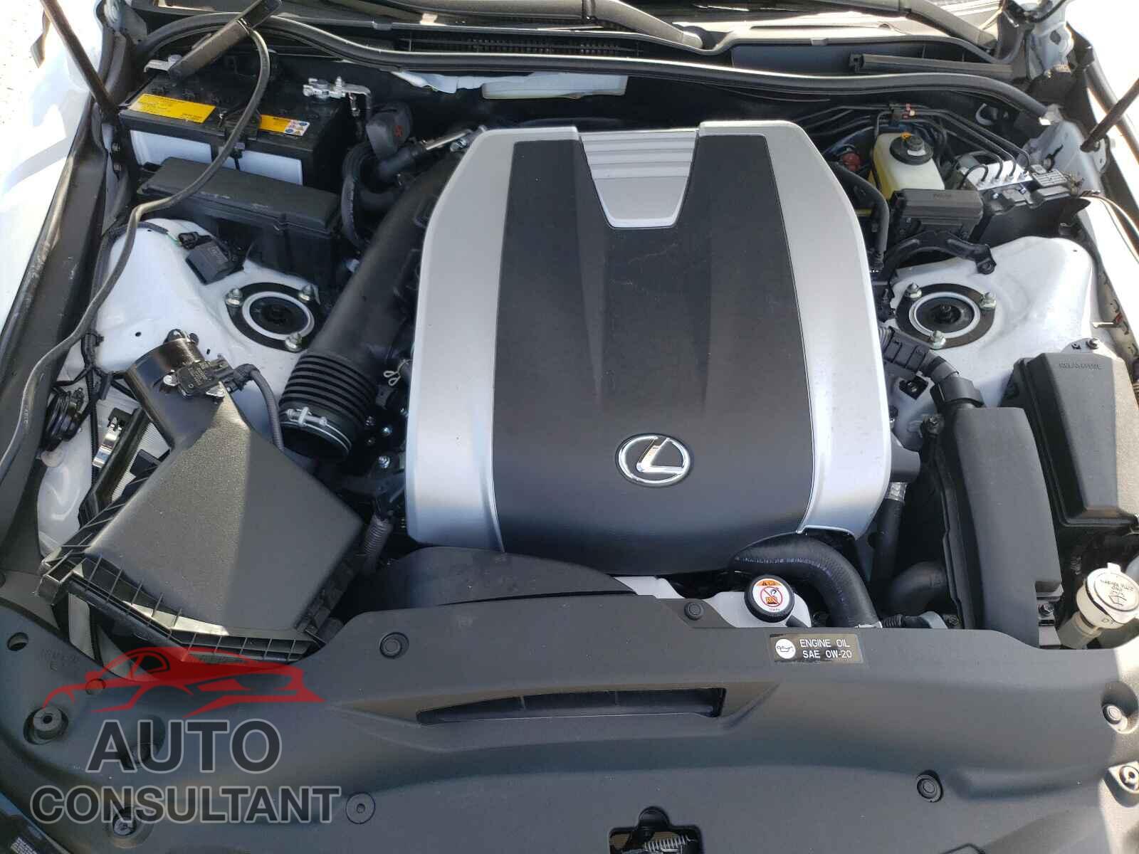 LEXUS IS 2021 - JTHGZ1B26M5044035