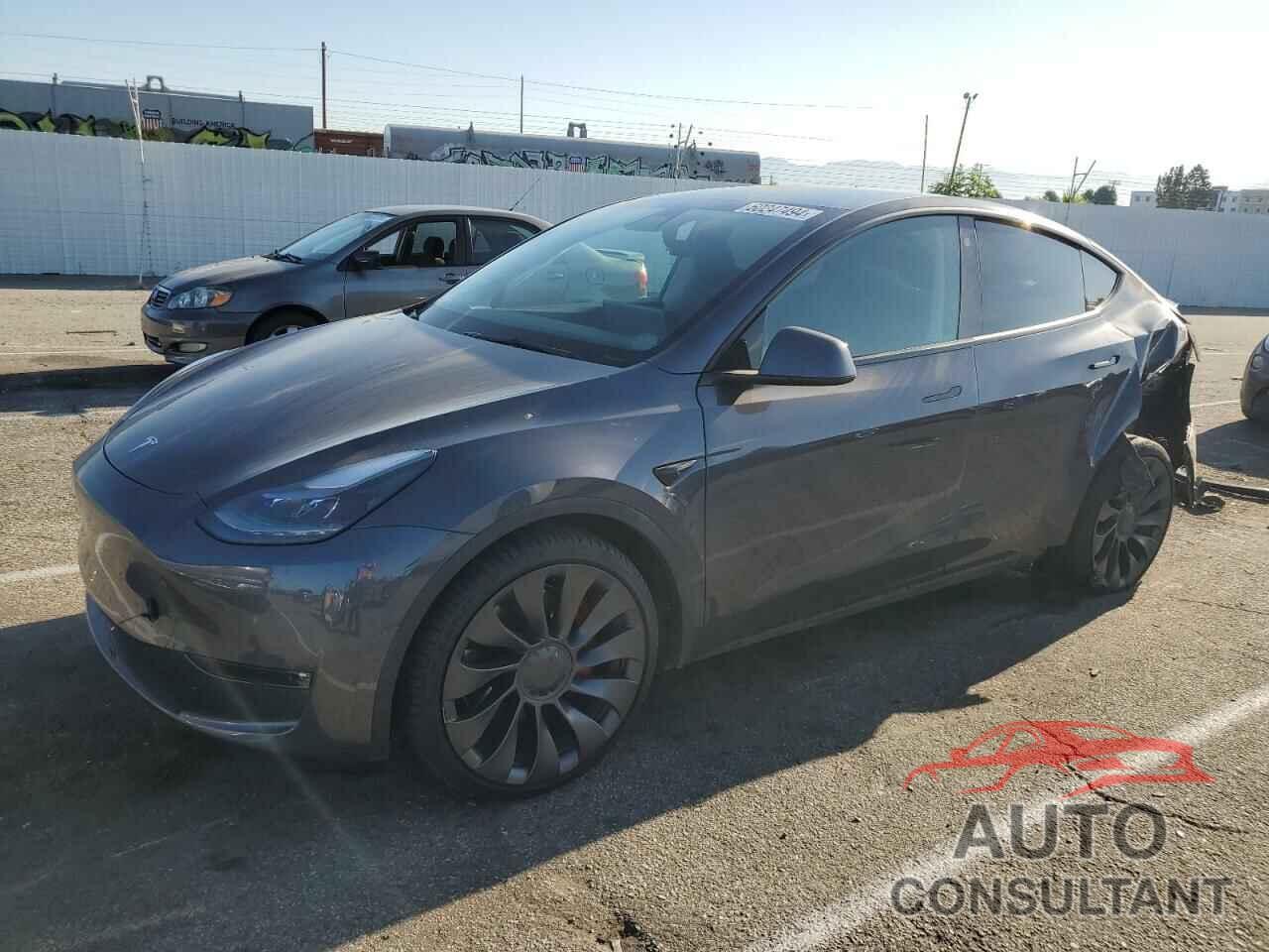 TESLA MODEL Y 2021 - 5YJYGDEF1MF211802