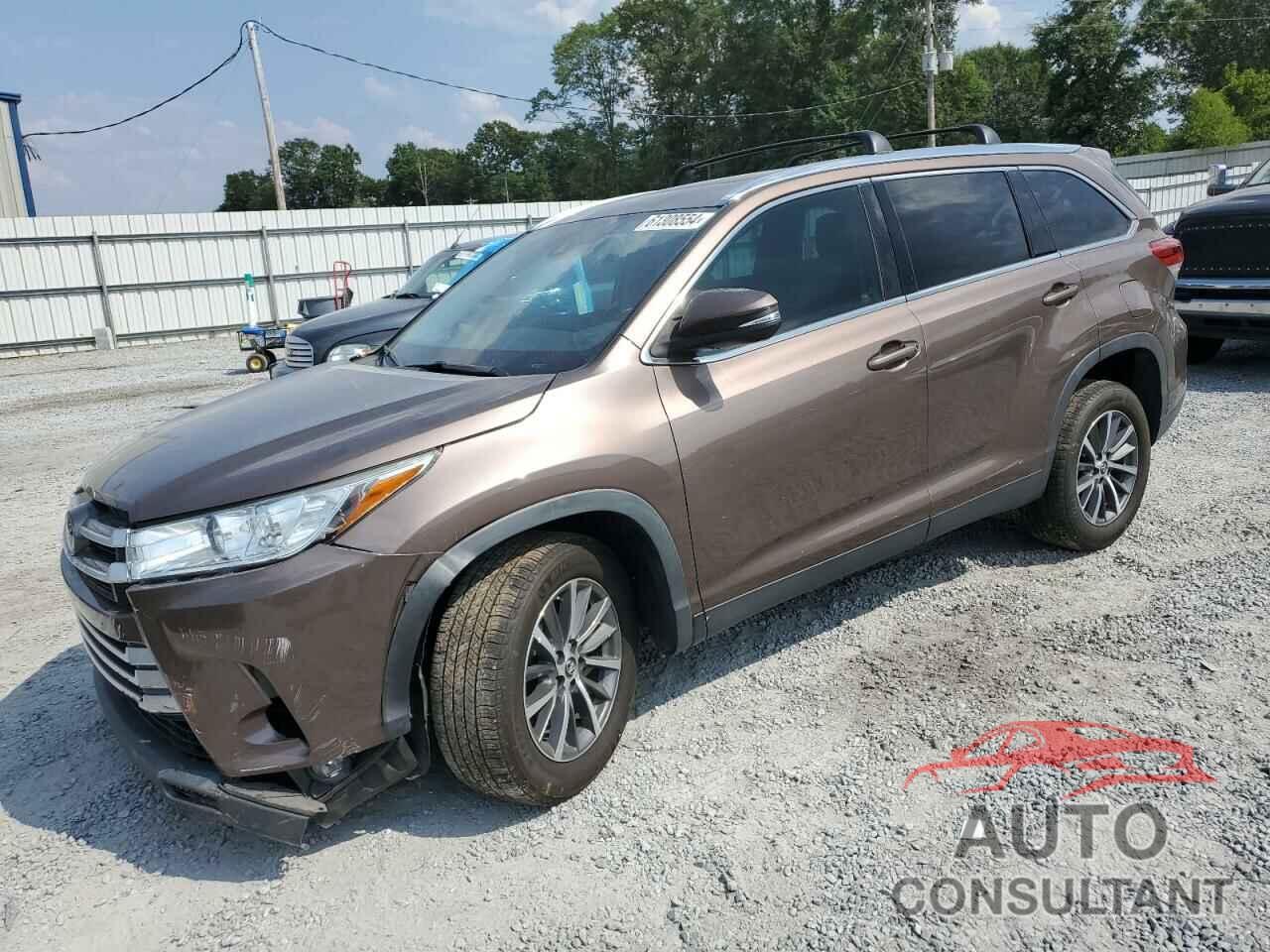 TOYOTA HIGHLANDER 2019 - 5TDKZRFH9KS360822