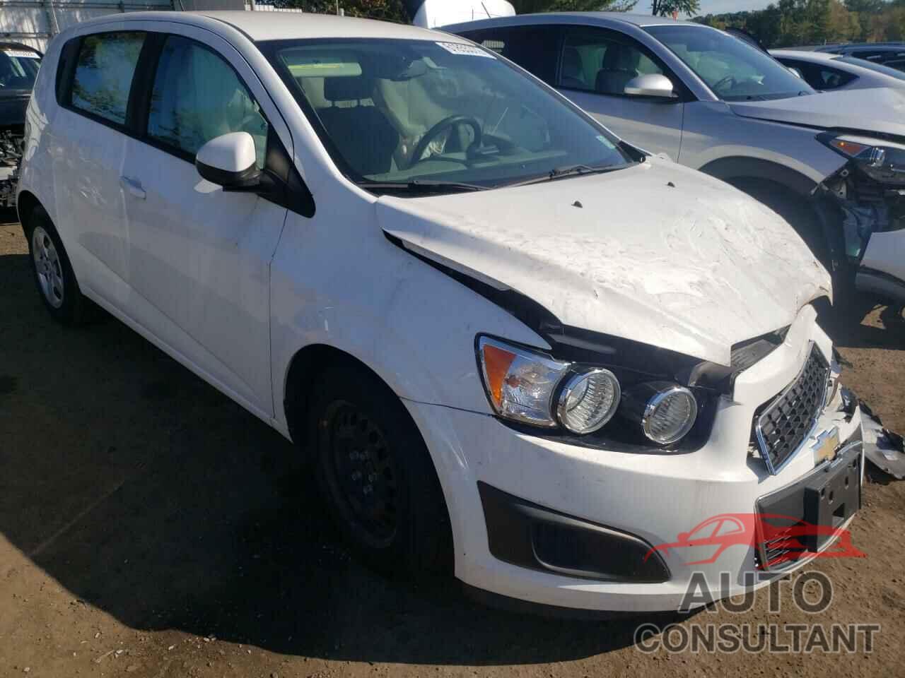 CHEVROLET SONIC 2016 - 1G1JA6SG6G4168221