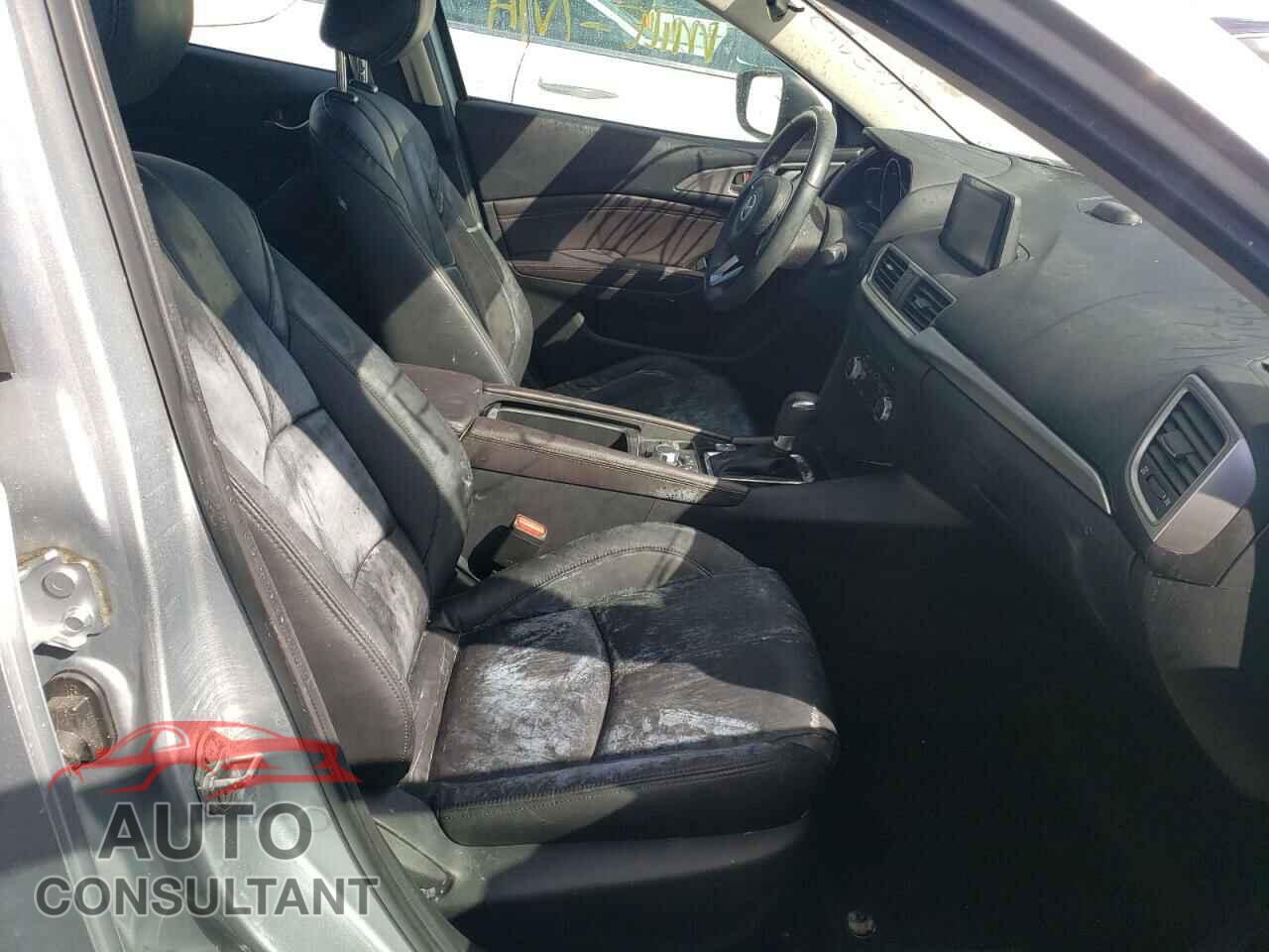 MAZDA 3 2017 - 3MZBN1V77HM110149