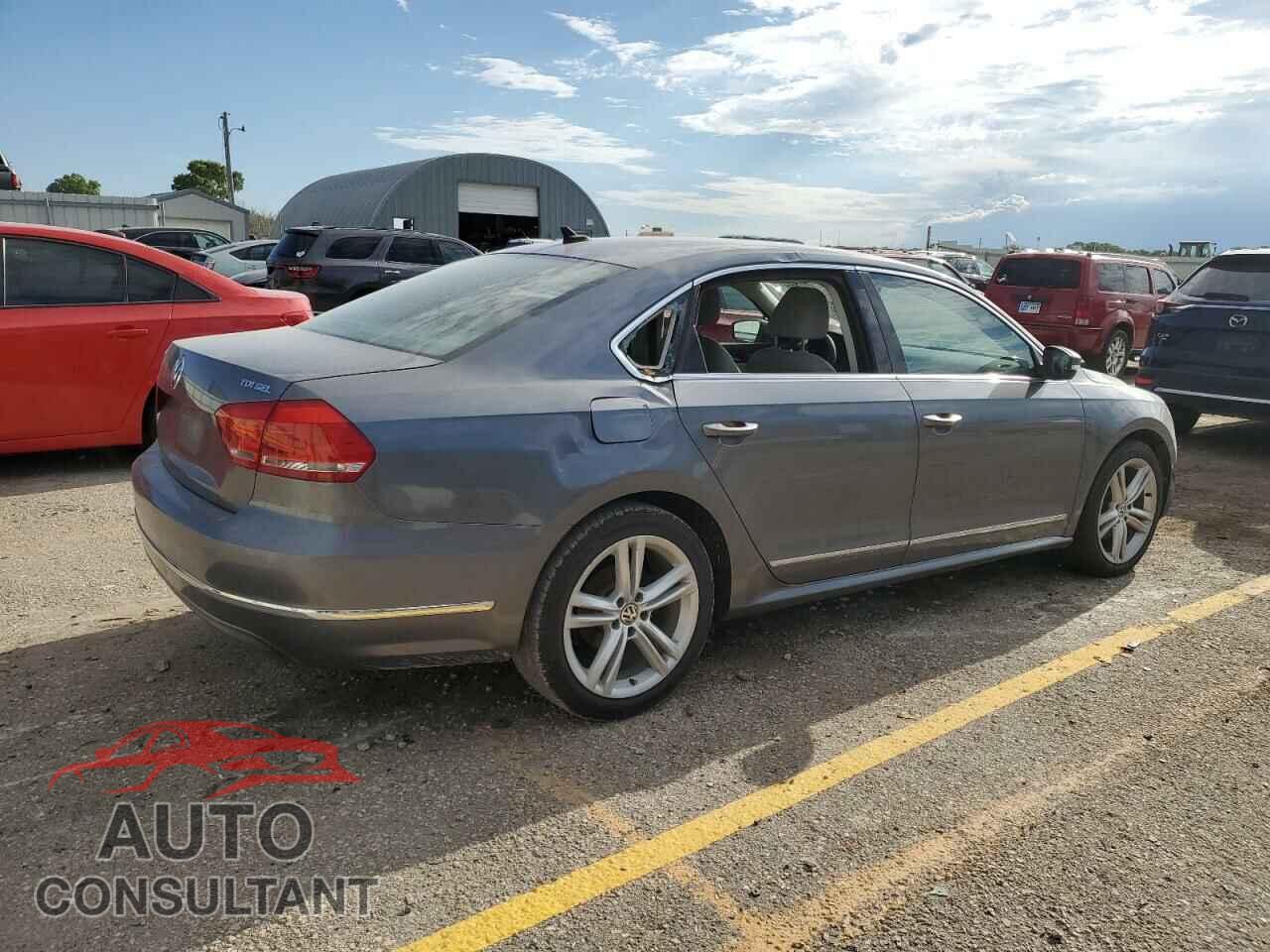 VOLKSWAGEN PASSAT 2014 - 1VWCN7A33EC054699
