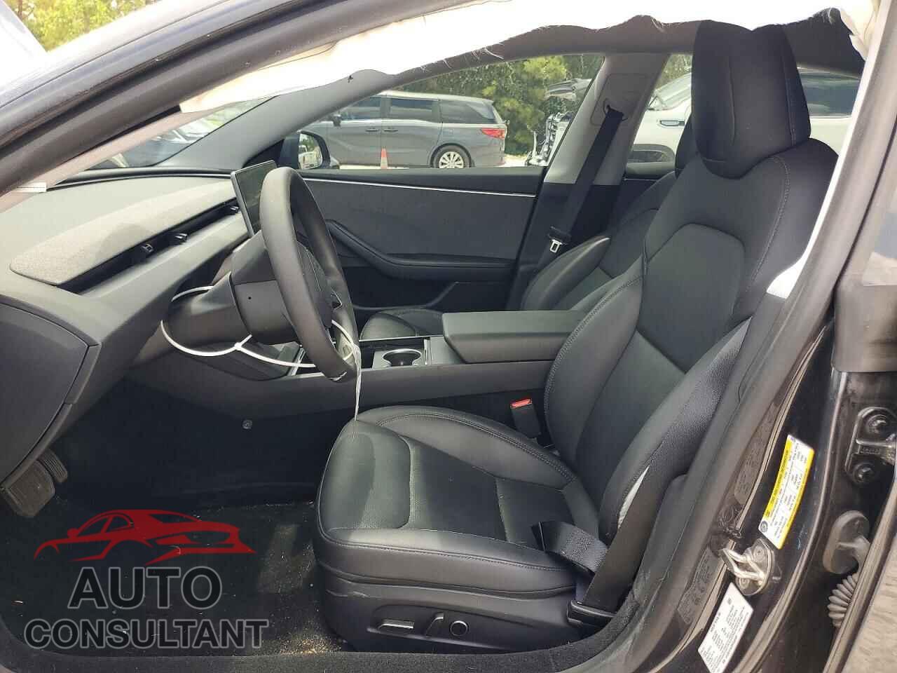 TESLA MODEL 3 2024 - 5YJ3E1EA3RF866005