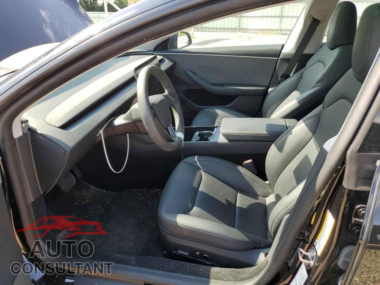 TESLA MODEL 3 2024 - 5YJ3E1EA3RF855991