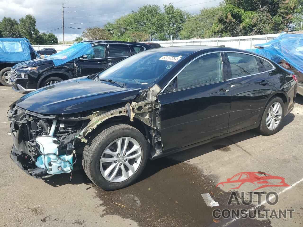 CHEVROLET MALIBU 2017 - 1G1ZE5ST1HF272006