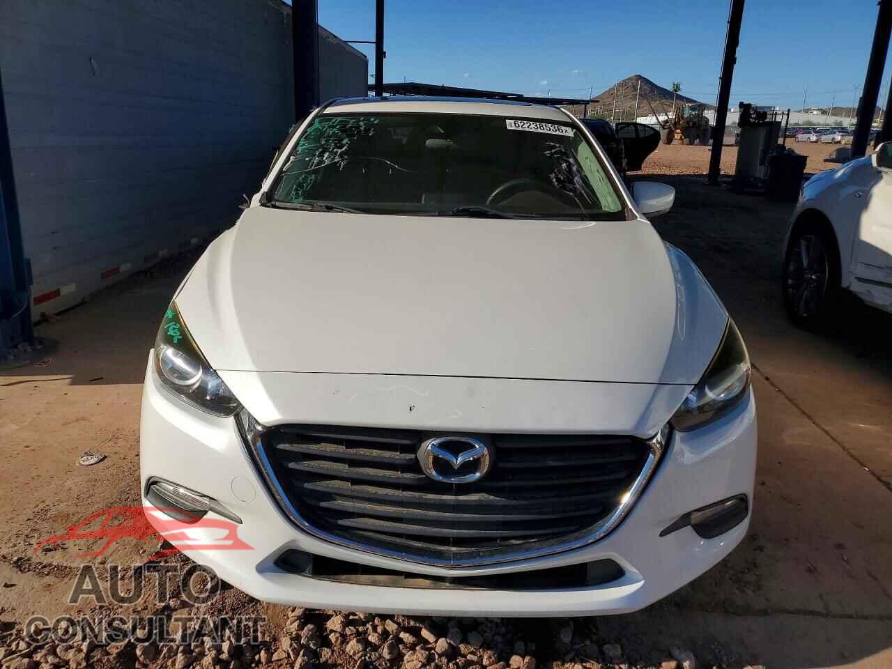 MAZDA 3 2017 - 3MZBN1L34HM154626