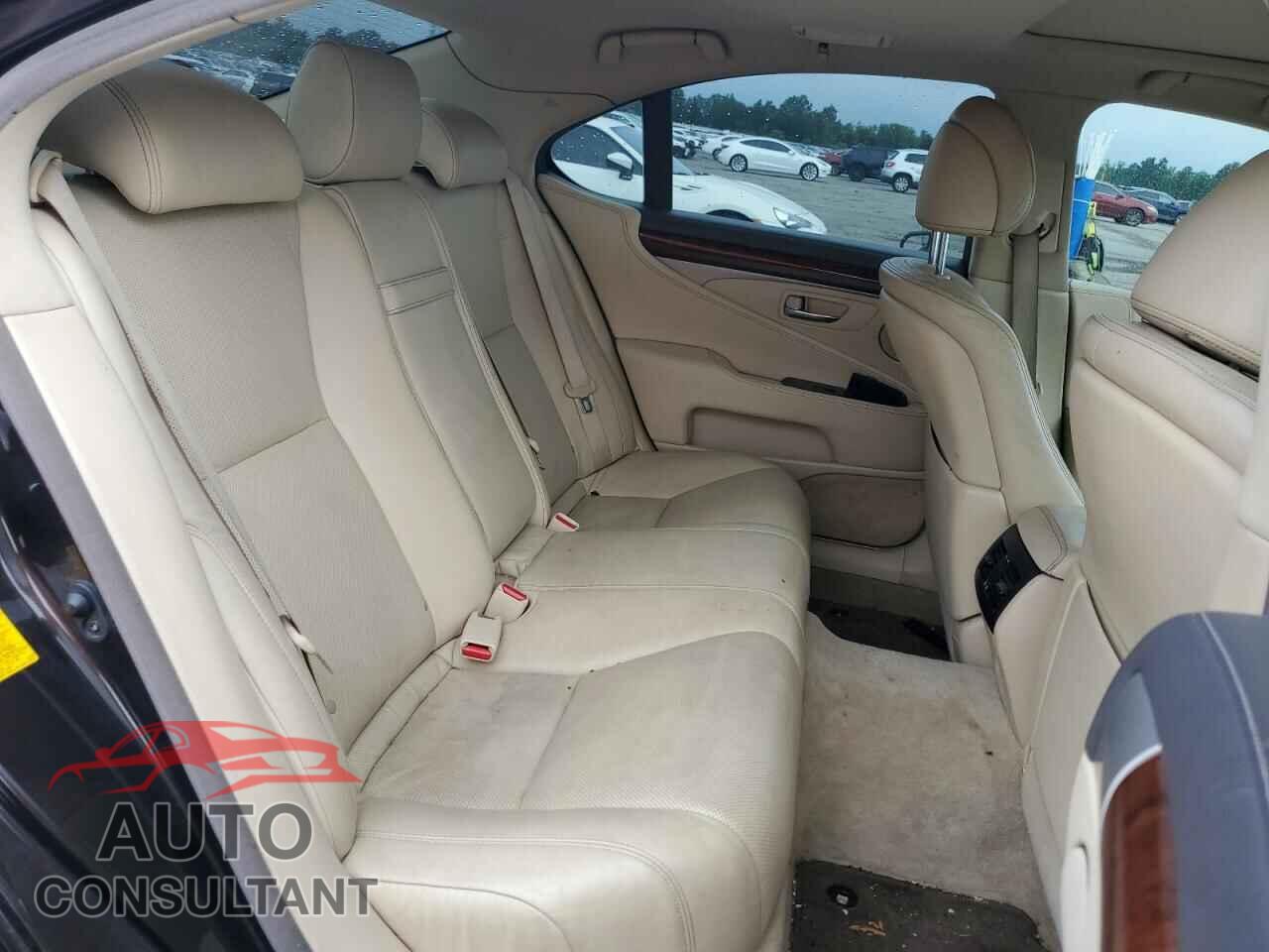 LEXUS LS460 2014 - JTHCL5EF4E5020890