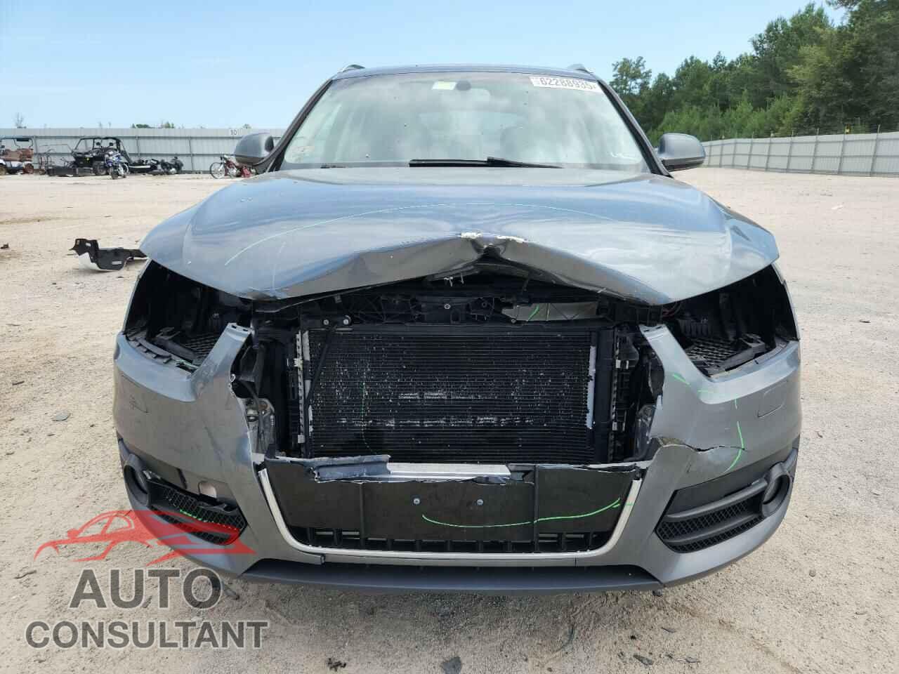 AUDI Q3 2015 - WA1EFCFS7FR005676