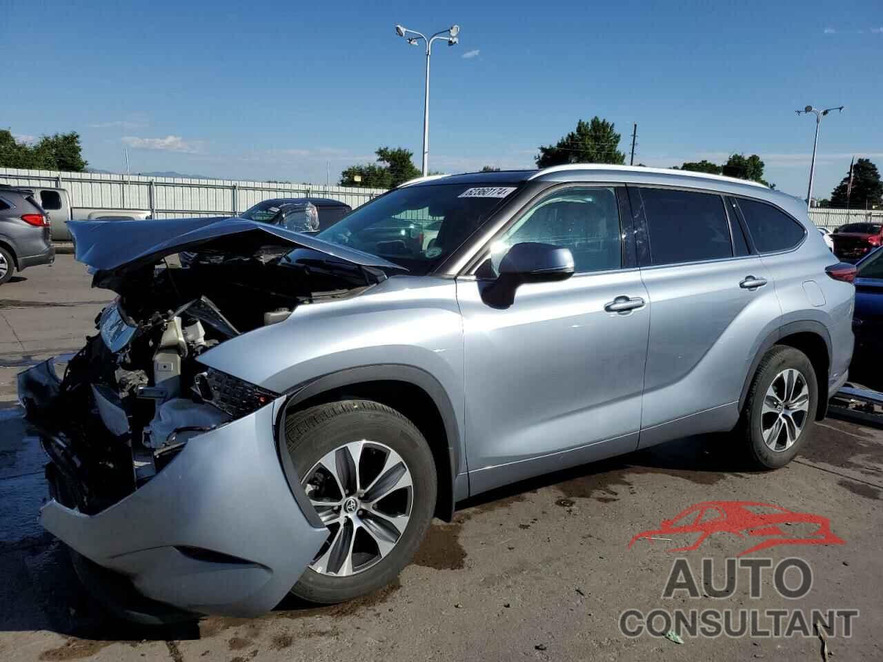 TOYOTA HIGHLANDER 2022 - 5TDHZRBH6NS248483