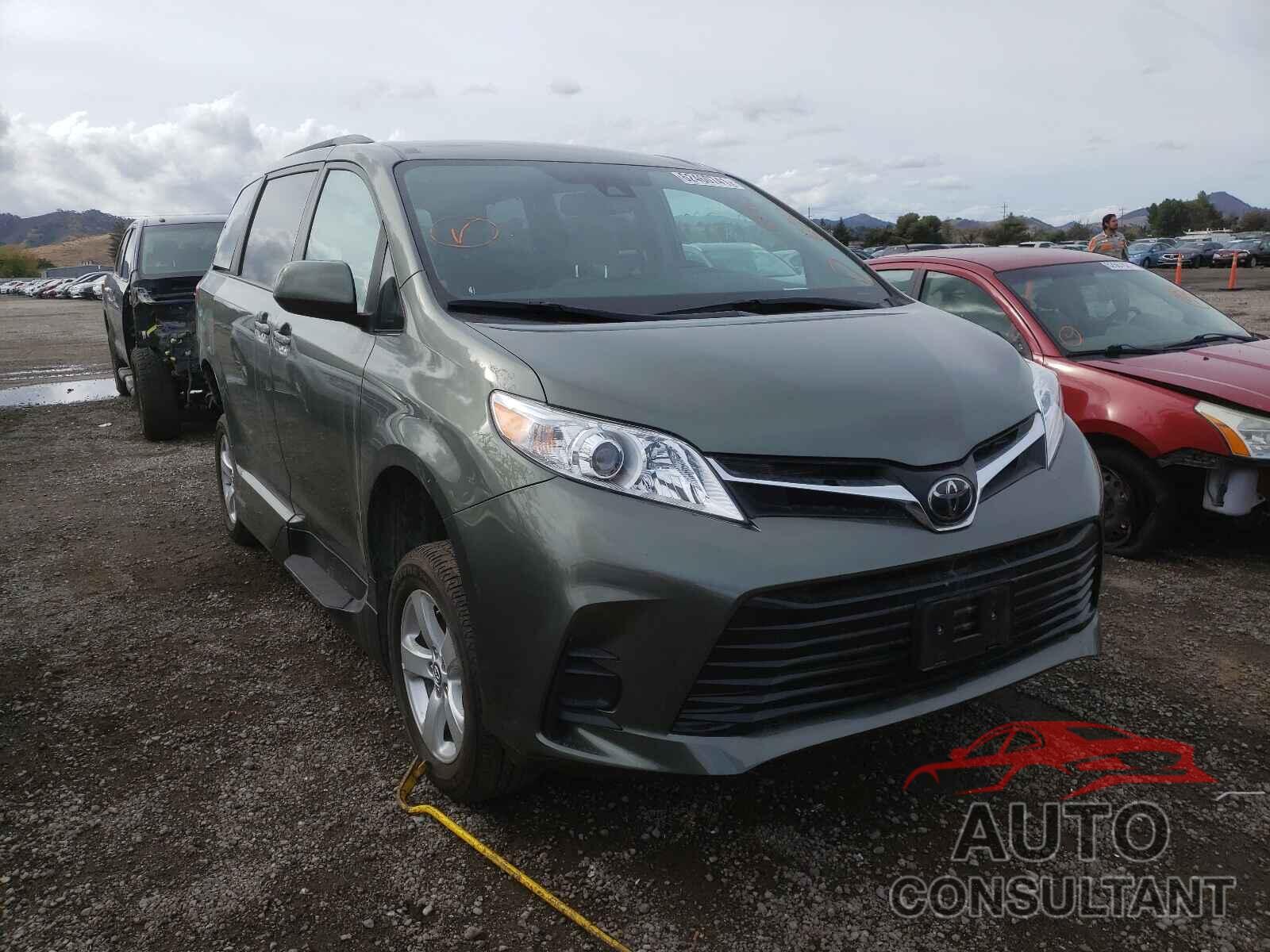 TOYOTA SIENNA 2018 - 5TDKZ3DC4JS918952