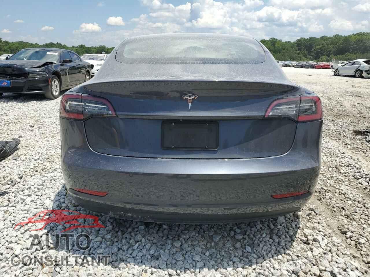 TESLA MODEL 3 2021 - 5YJ3E1EA9MF094540