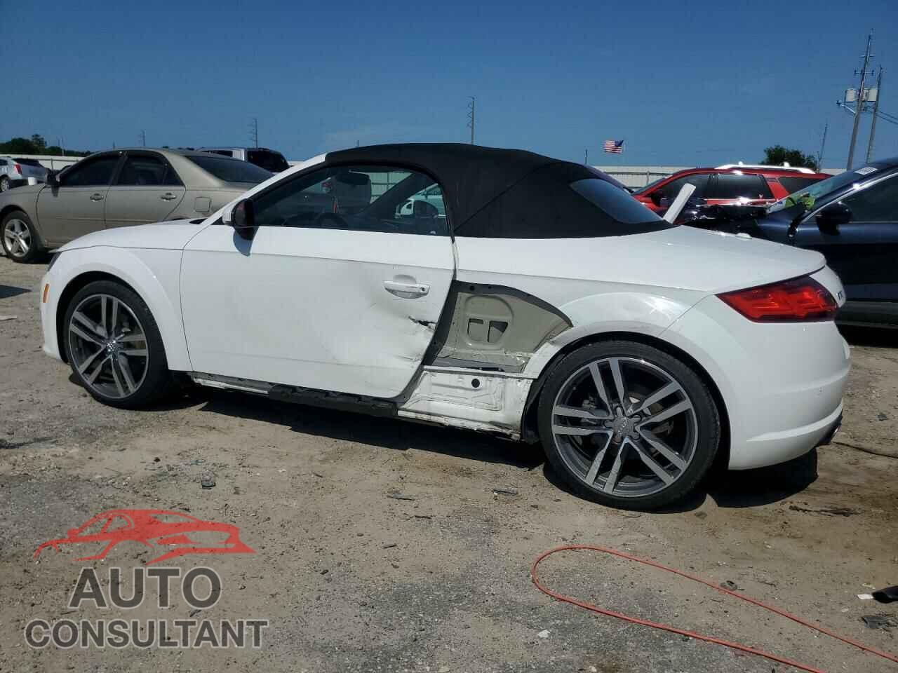 AUDI TT 2017 - TRUT5CFV0H1006606