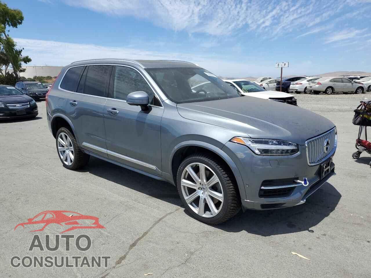 VOLVO XC90 2018 - YV4BR0PL1J1380098