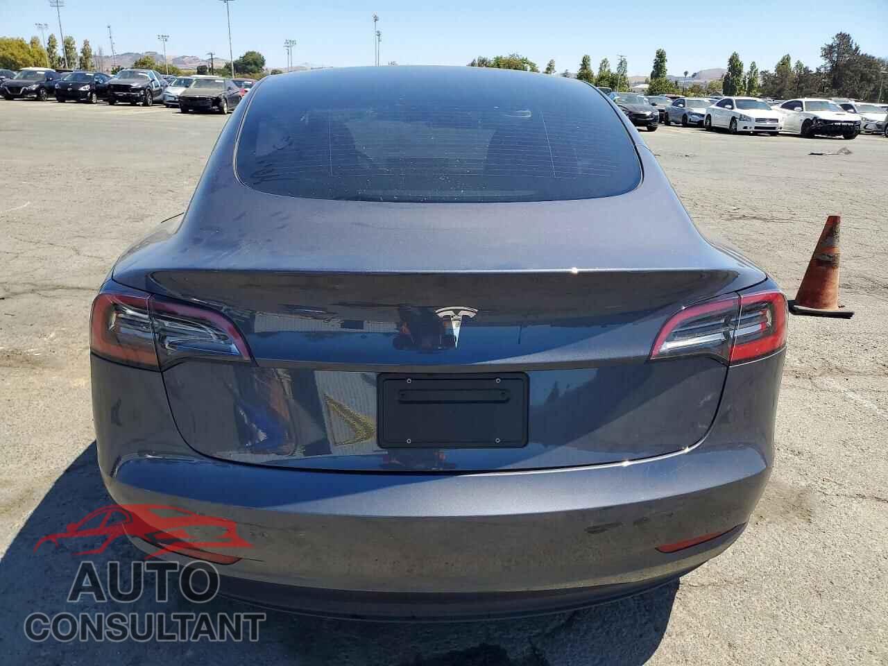 TESLA MODEL 3 2023 - 5YJ3E1EA1PF707691