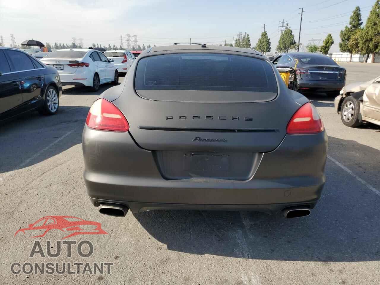 PORSCHE PANAMERA 2011 - WP0AA2A79BL011833