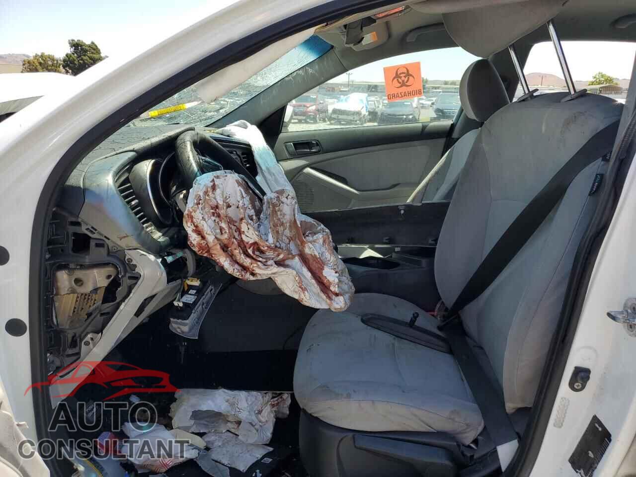 KIA OPTIMA 2014 - KNAGM4A71E5495631