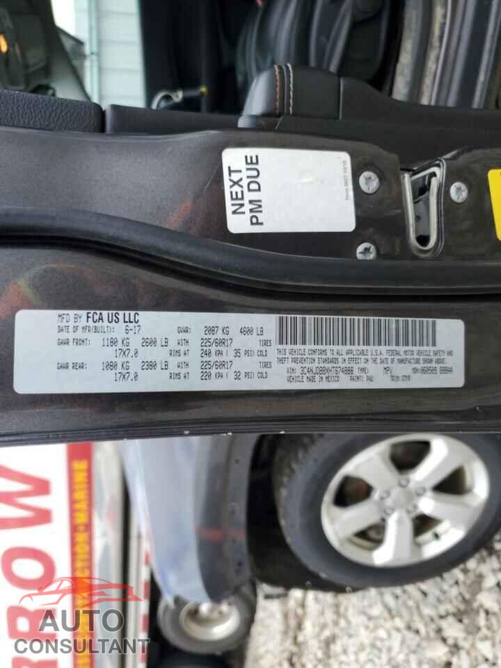 JEEP COMPASS 2017 - 3C4NJDBBXHT674888