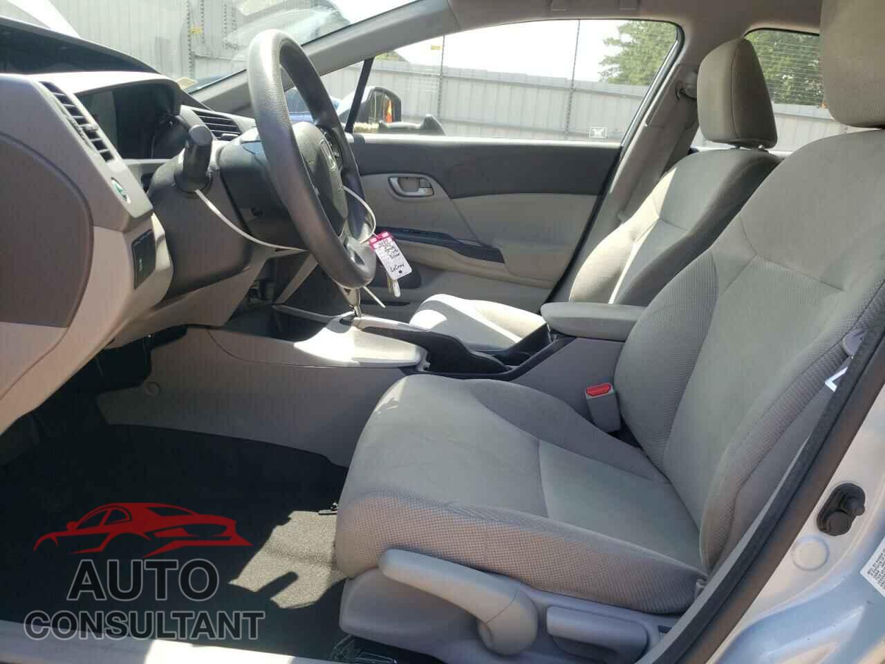 HONDA CIVIC 2012 - 2HGFB2F57CH524783