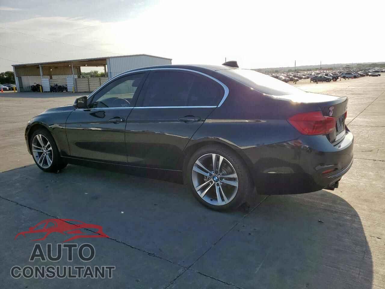 BMW 3 SERIES 2018 - WBA8B9C58JEE82777