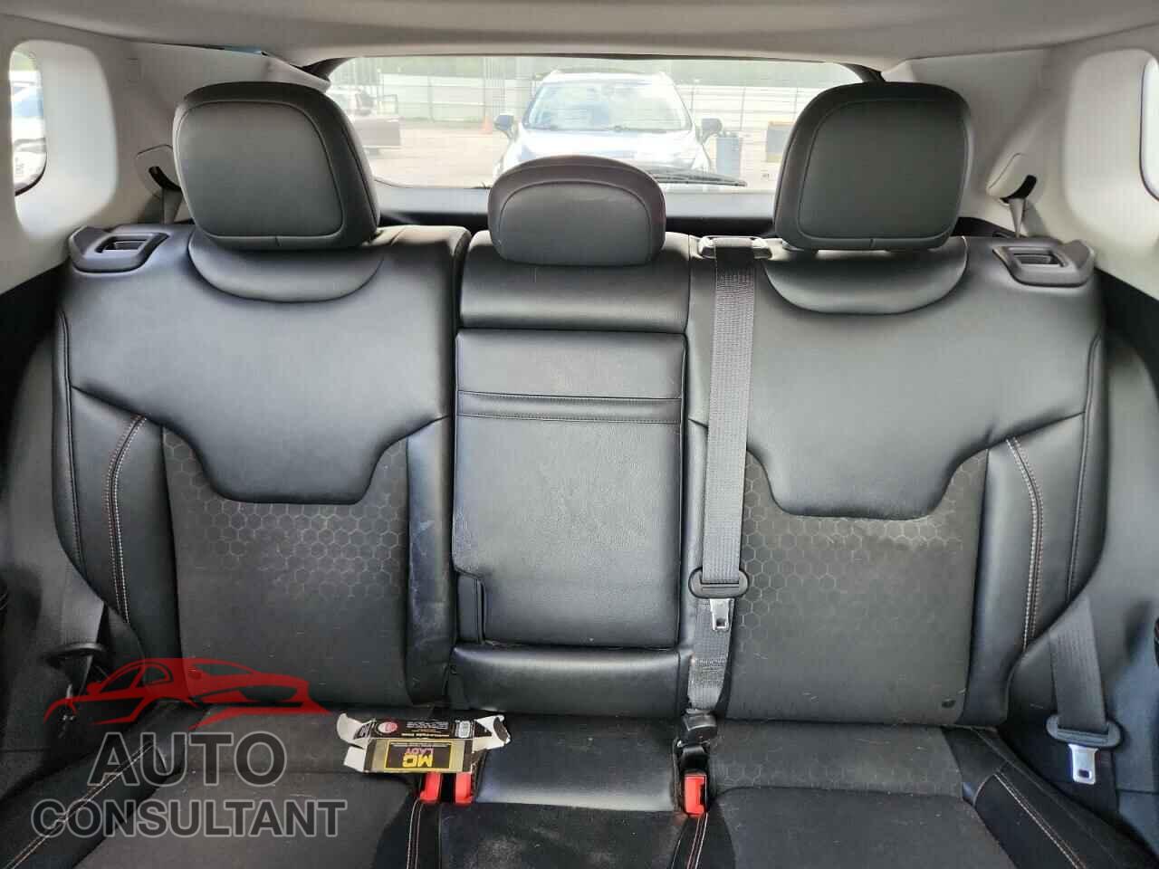 JEEP COMPASS 2017 - 3C4NJCBB7HT669397