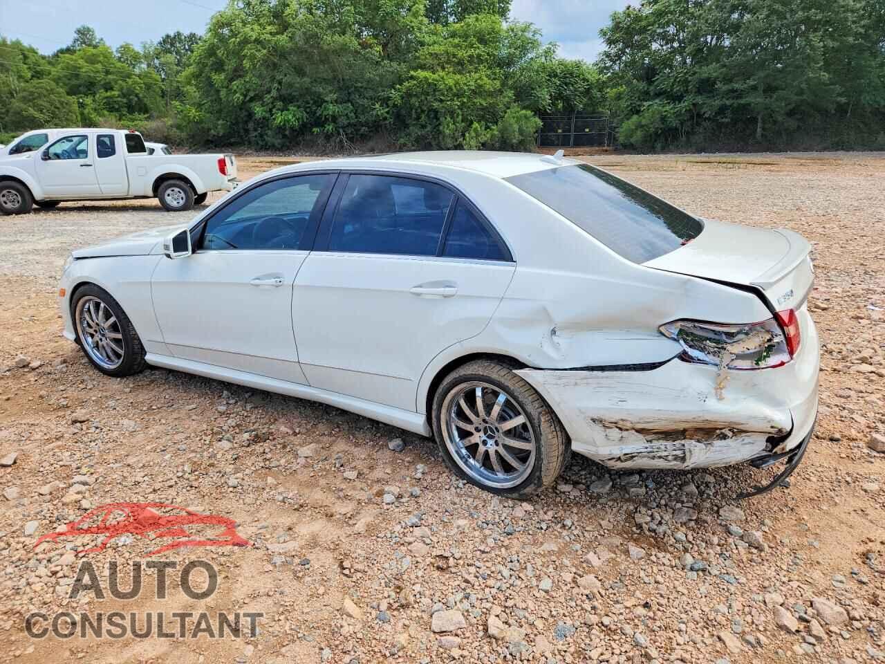 MERCEDES-BENZ E-CLASS 2011 - WDDHF5GB3BA426452