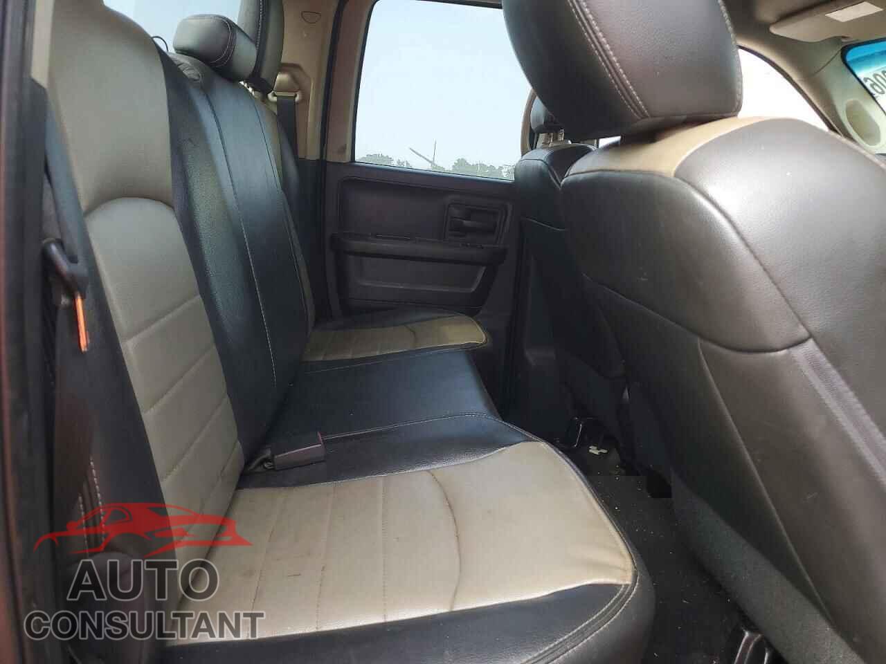 DODGE RAM 1500 2012 - 1C6RD7FT6CS218000