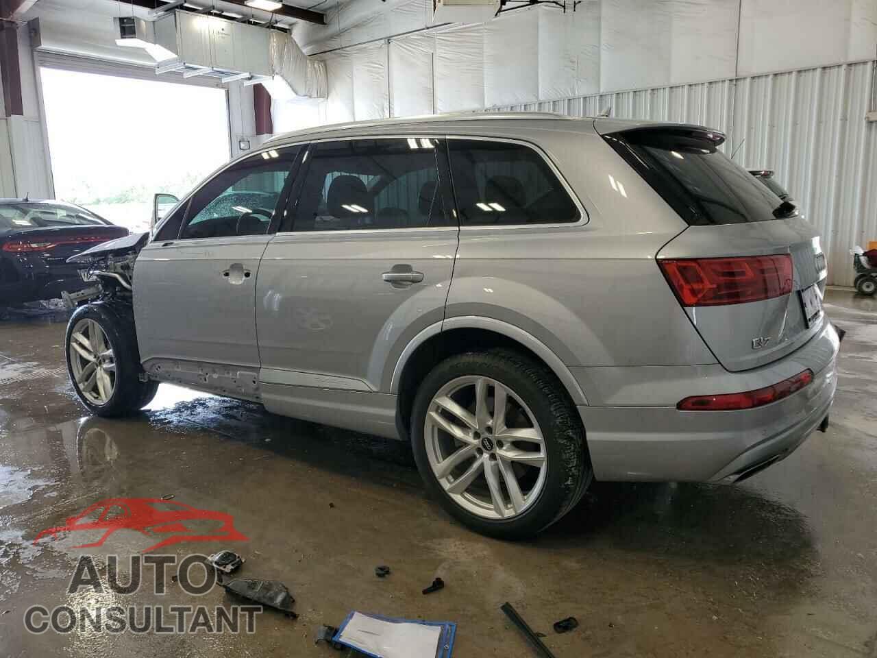 AUDI Q7 2018 - WA1VAAF78JD054308