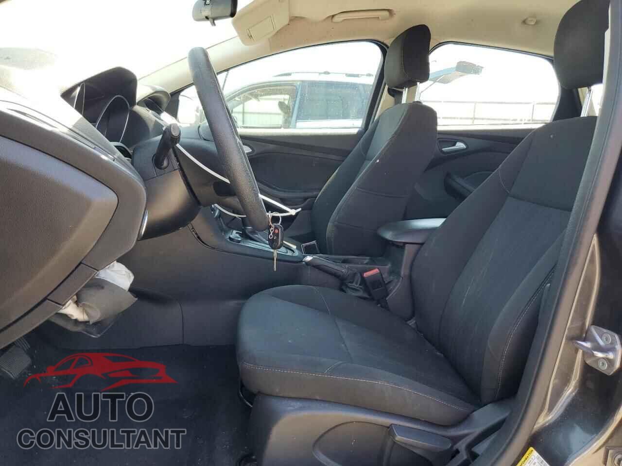 FORD FOCUS 2017 - 1FADP3F2XHL296801