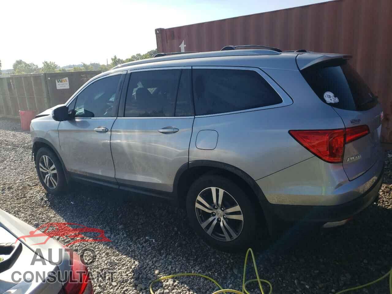 HONDA PILOT 2017 - 5FNYF5H58HB044758