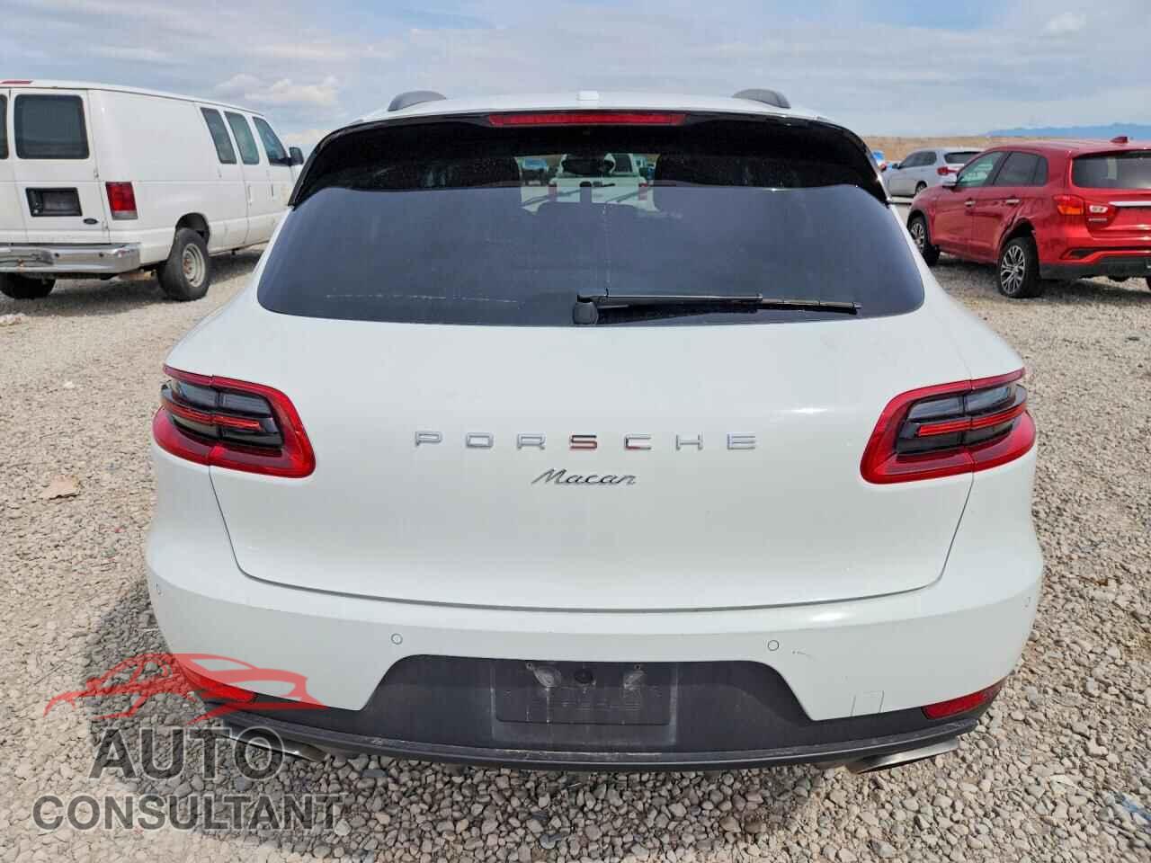 PORSCHE MACAN 2017 - WP1AA2A55HLB04631