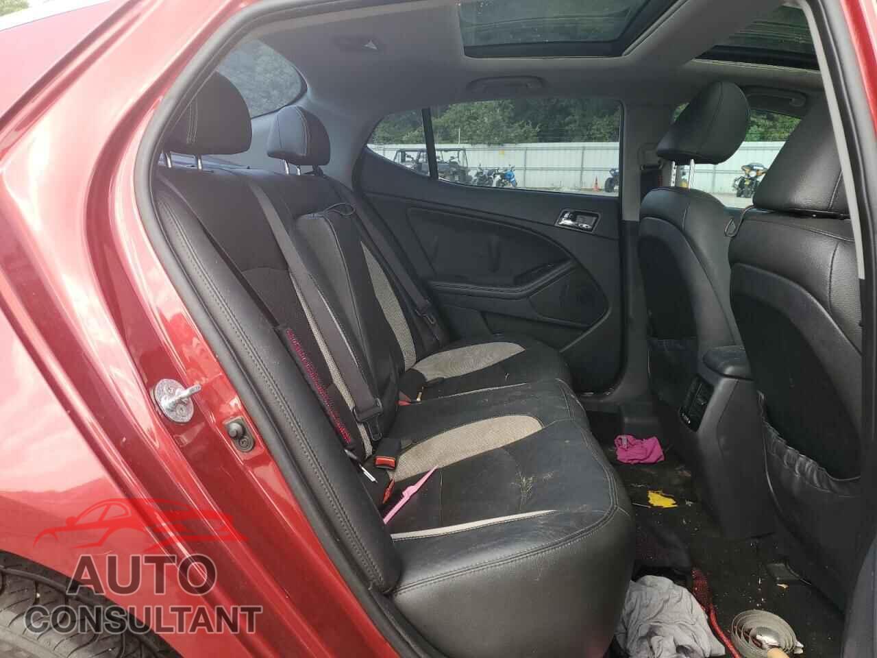 KIA OPTIMA 2012 - 5XXGR4A67CG046412