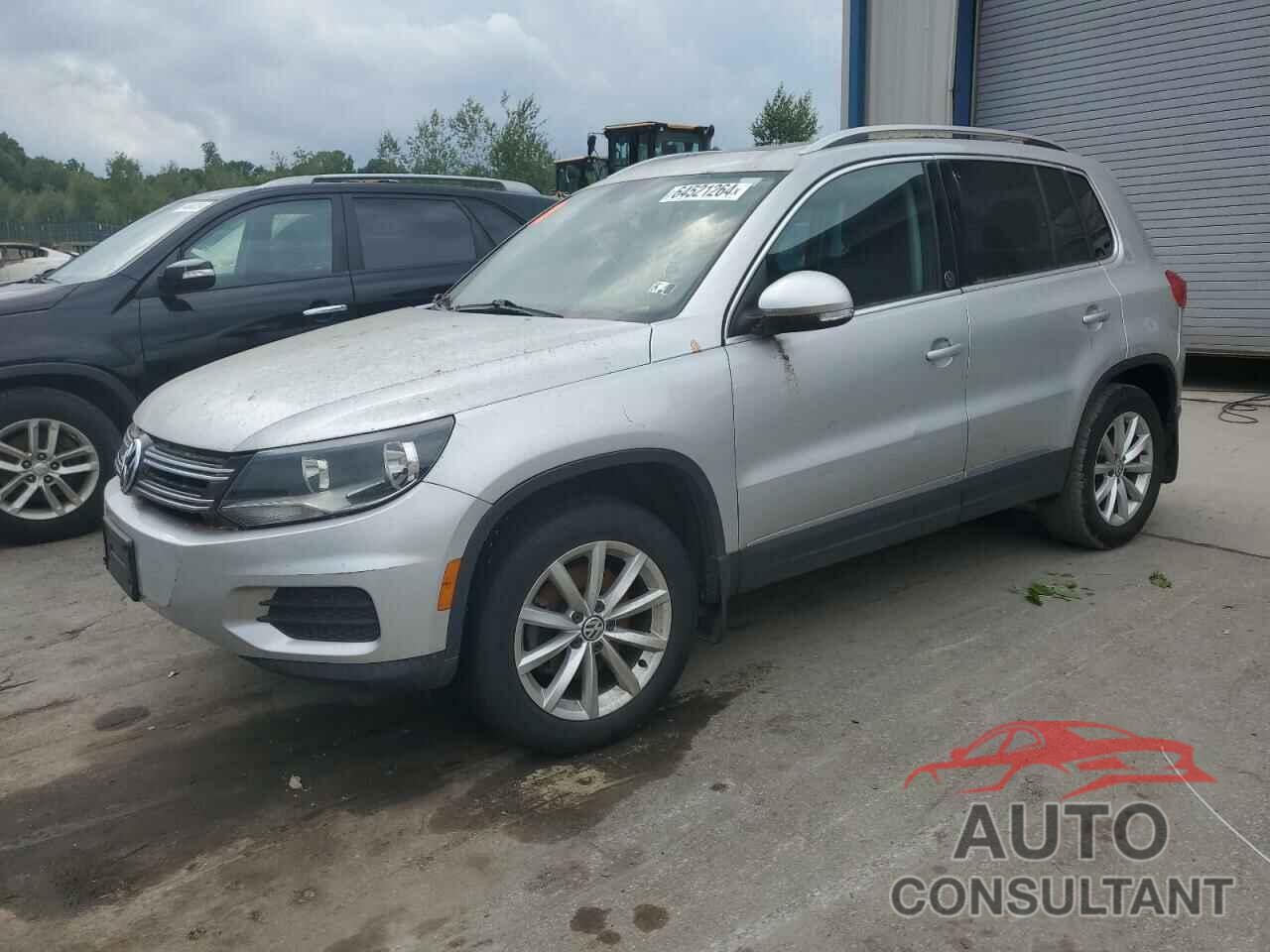 VOLKSWAGEN TIGUAN 2017 - WVGSV7AX1HK028769