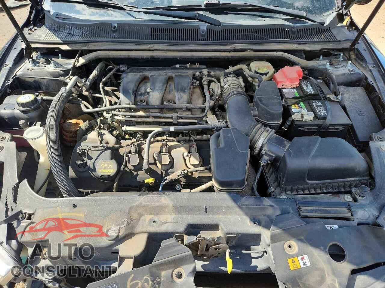 FORD TAURUS 2013 - 1FAHP2E85DG130738