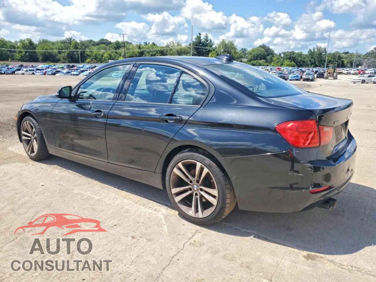 BMW 3 SERIES 2013 - WBA3B5G58DNS03696