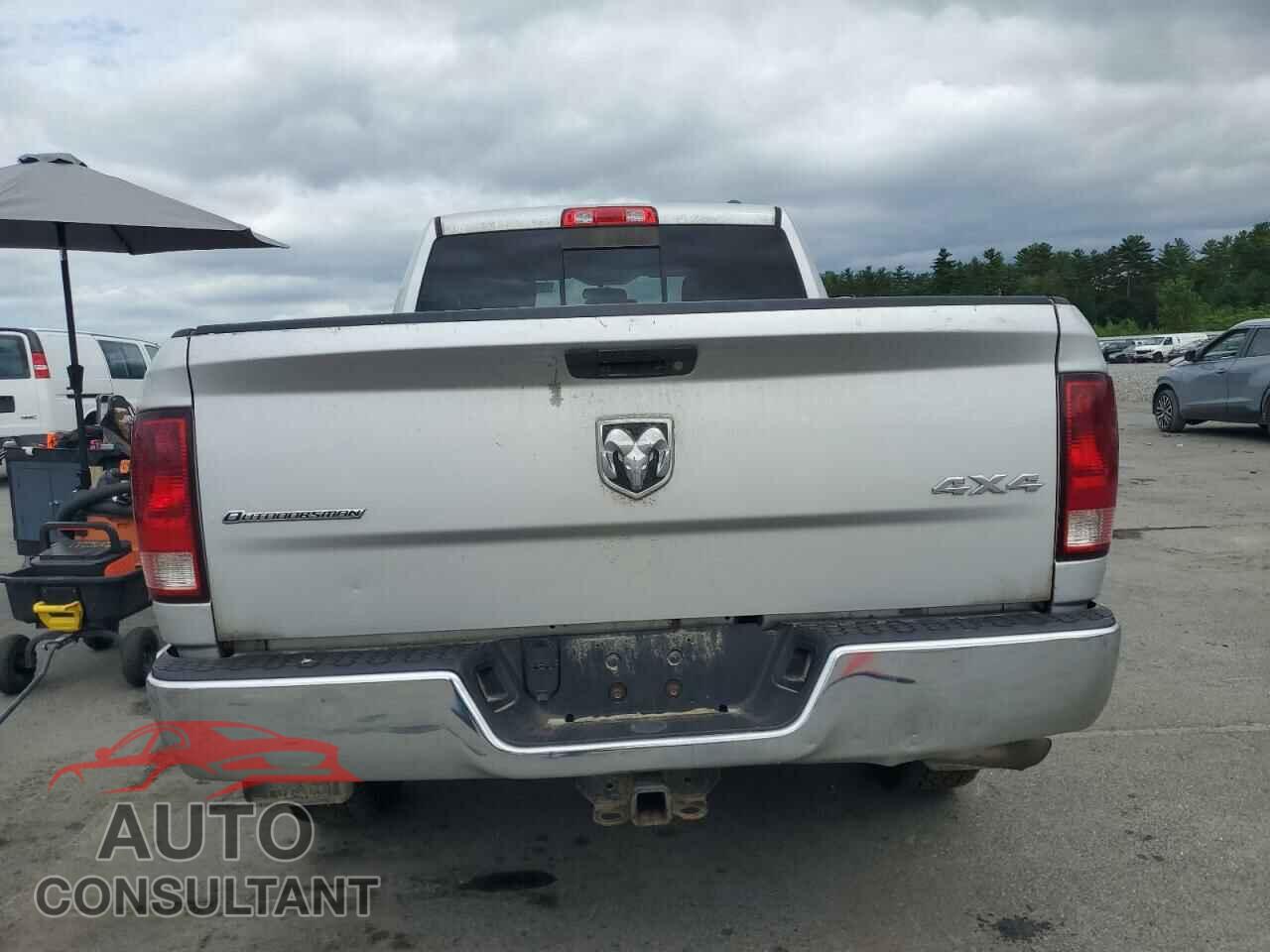 DODGE RAM 1500 2012 - 1C6RD7GT5CS262908
