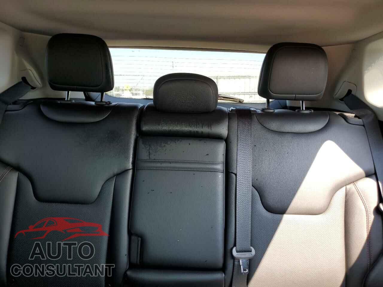 JEEP COMPASS 2017 - 3C4NJDDB5HT645604