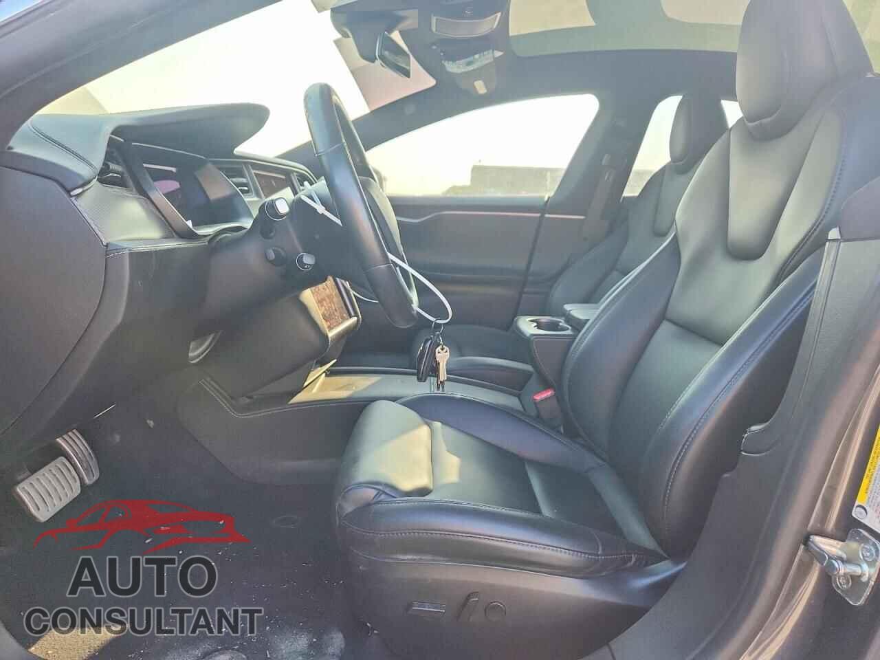 TESLA MODEL S 2020 - 5YJSA1E49LF406727