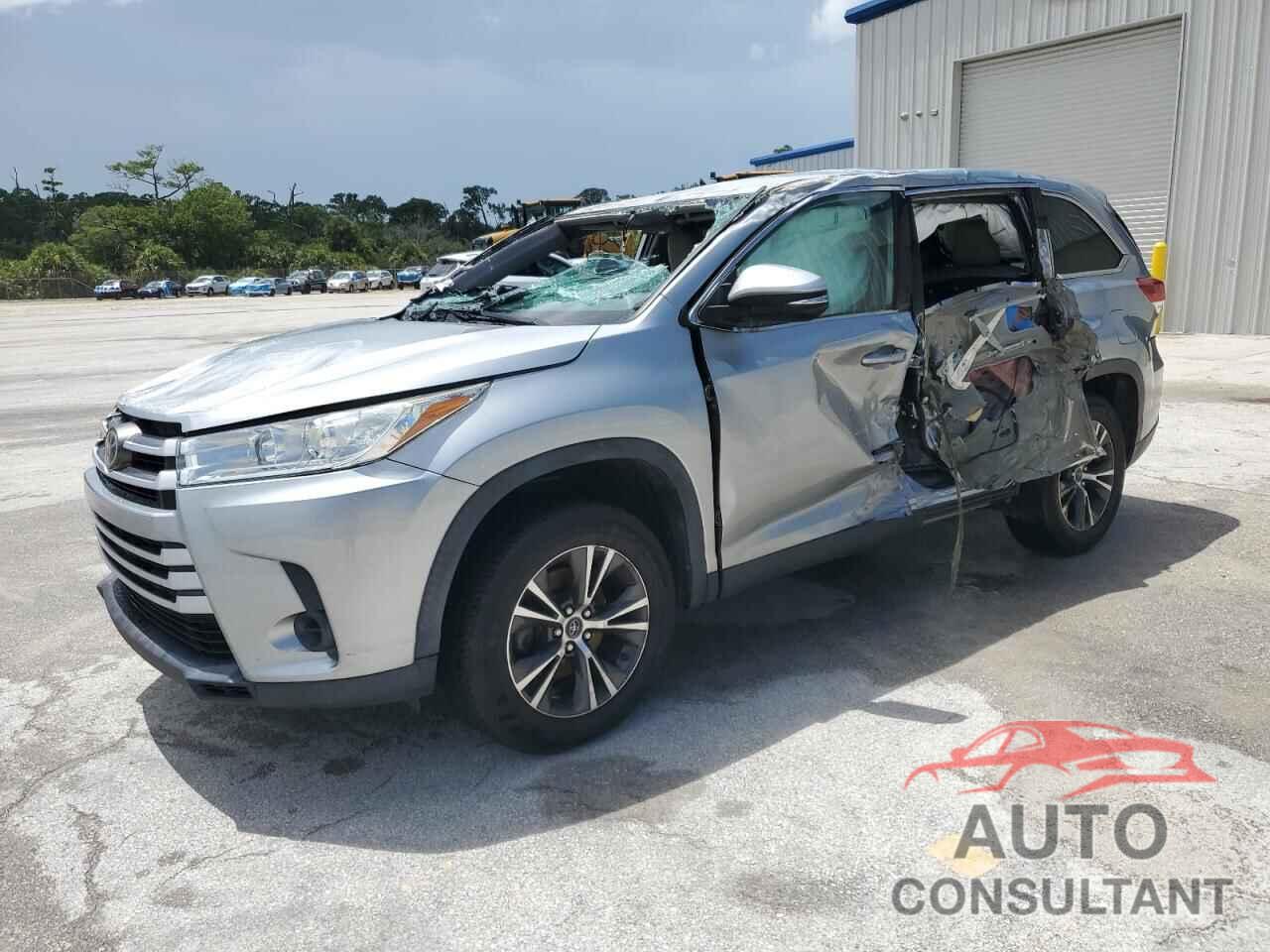 TOYOTA HIGHLANDER 2019 - 5TDZARFH6KS059379