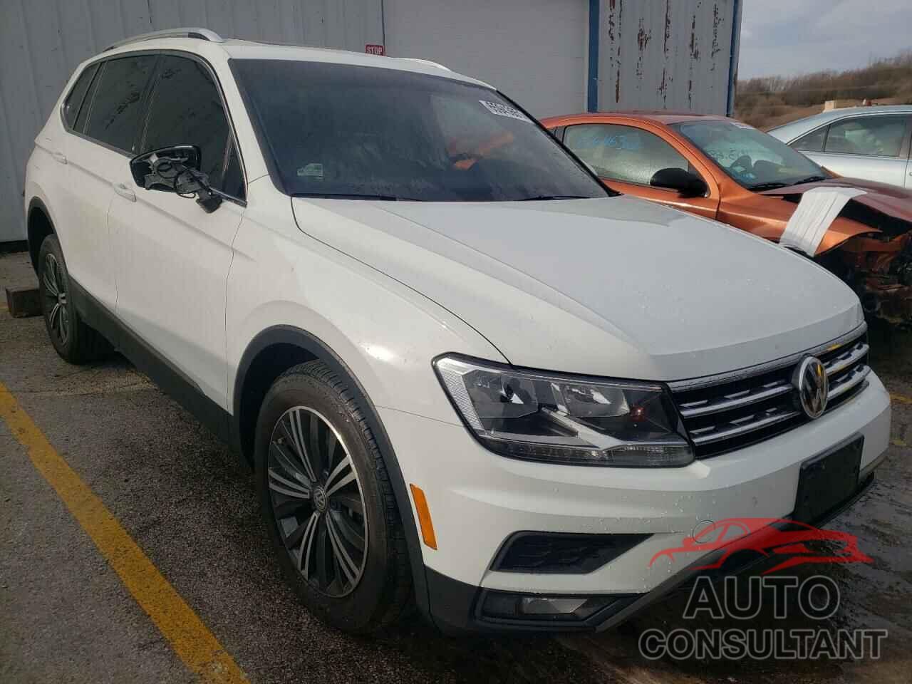 VOLKSWAGEN TIGUAN 2018 - 3VV2B7AX6JM161167